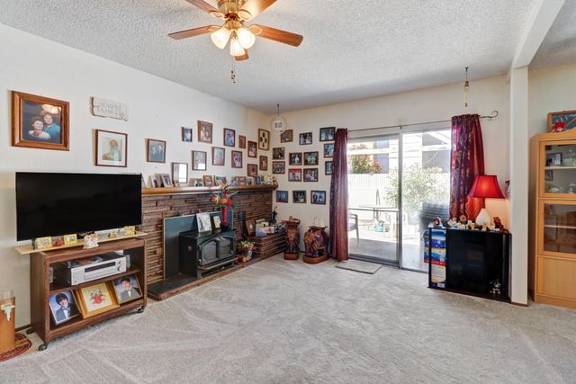 3142 Rosemont Dr, Sacramento, CA 95826