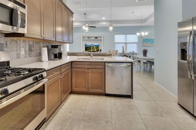 412 TISBURY COURT, Deland, FL 32724