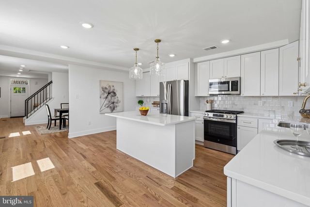232 E 6TH AVE, Conshohocken, PA 19428