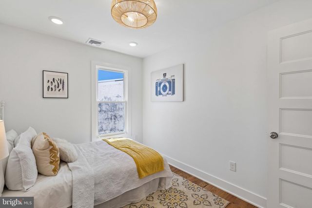 232 E 6TH AVE, Conshohocken, PA 19428