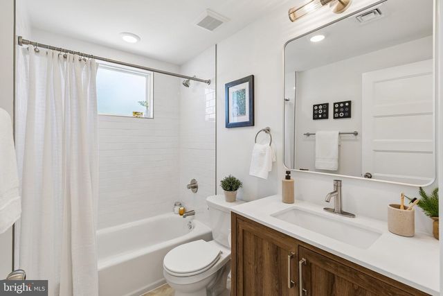 232 E 6TH AVE, Conshohocken, PA 19428