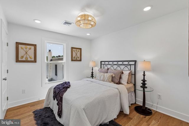 232 E 6TH AVE, Conshohocken, PA 19428