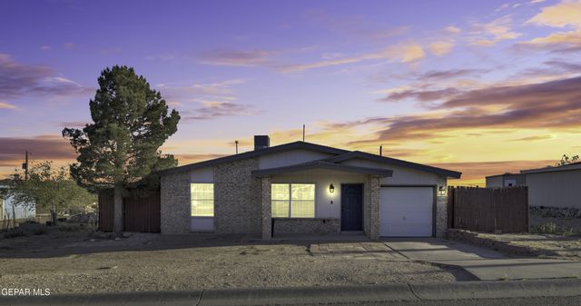 13566 La Batalla Court, Horizon City, TX 79928