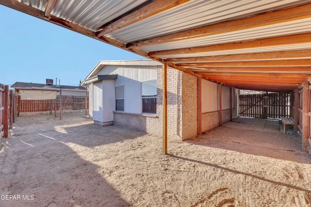 13566 La Batalla Court, Horizon City, TX 79928