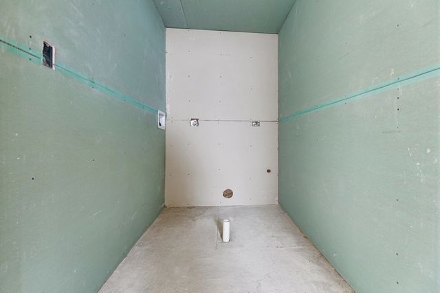 1904 W Berwyn Avenue, Chicago, IL 60640