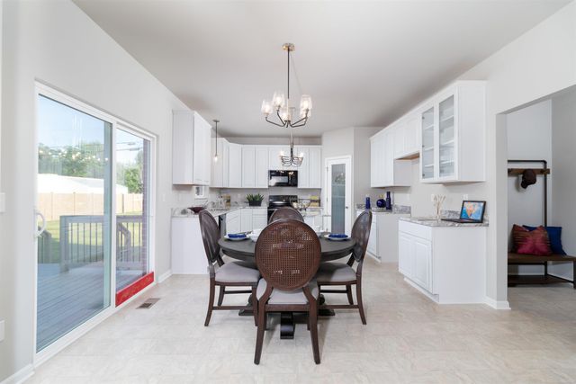 11098 Partridge Drive 12, Taylor, MI 48180