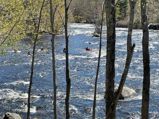24 Ramsdell Road, Henniker, NH 03242