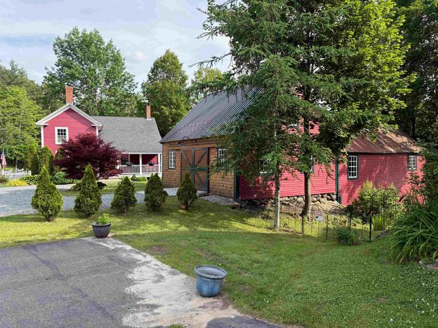 24 Ramsdell Road, Henniker, NH 03242