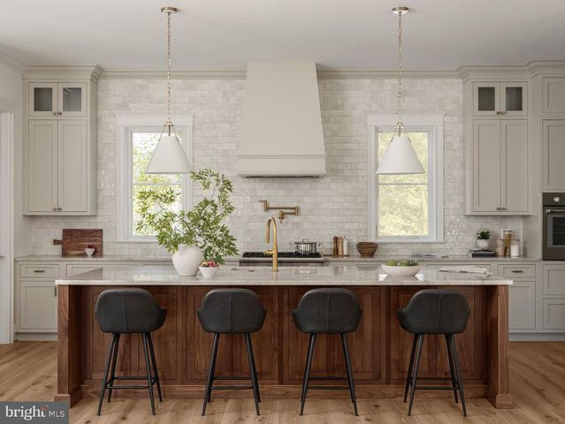 502 N JACKSON ST, Arlington, VA 22201