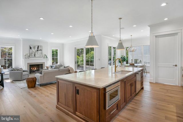 502 N JACKSON ST, Arlington, VA 22201