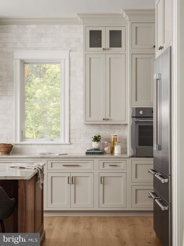 502 N JACKSON ST, Arlington, VA 22201