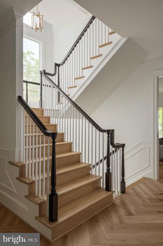 502 N JACKSON ST, Arlington, VA 22201