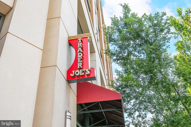 502 N JACKSON ST, Arlington, VA 22201