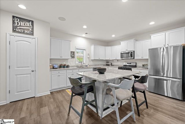 216 Carvel Trail, Seneca, SC 29678