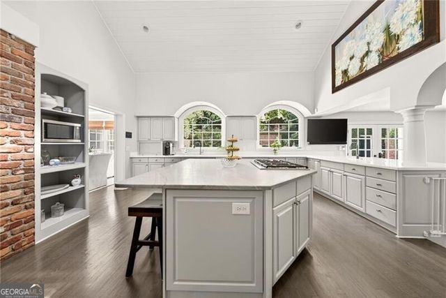 3650 Dumbarton Road NW, Atlanta, GA 30327
