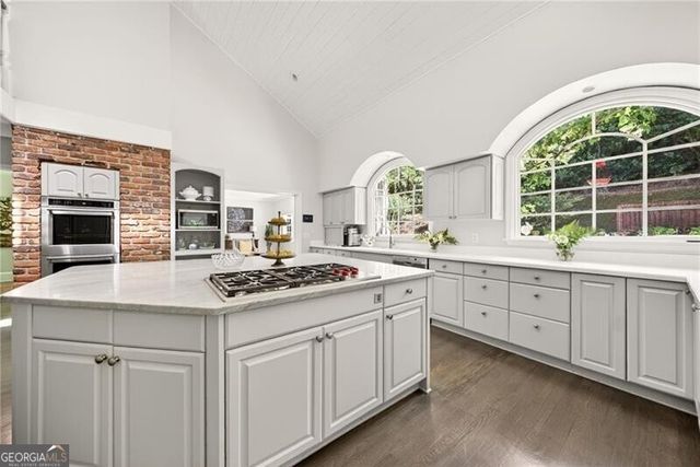 3650 Dumbarton Road NW, Atlanta, GA 30327