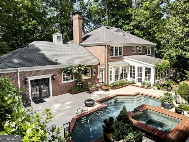3650 Dumbarton Road NW, Atlanta, GA 30327