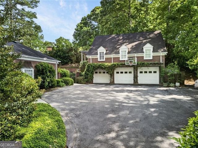 3650 Dumbarton Road NW, Atlanta, GA 30327