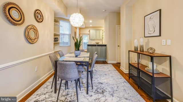 1434 F ST NE, Washington, DC 20002