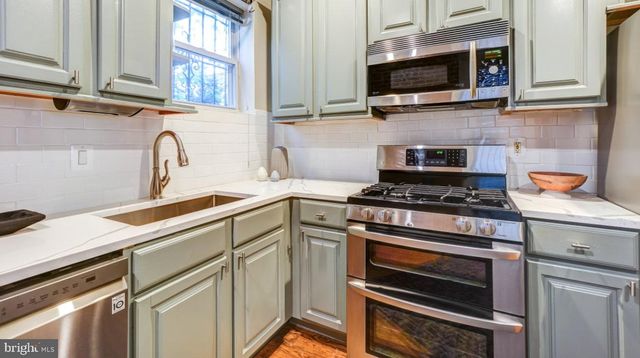 1434 F ST NE, Washington, DC 20002