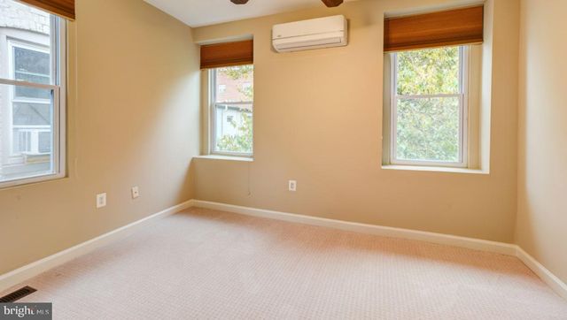 1434 F ST NE, Washington, DC 20002