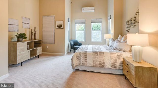 1434 F ST NE, Washington, DC 20002