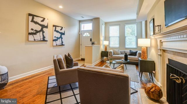 1434 F ST NE, Washington, DC 20002