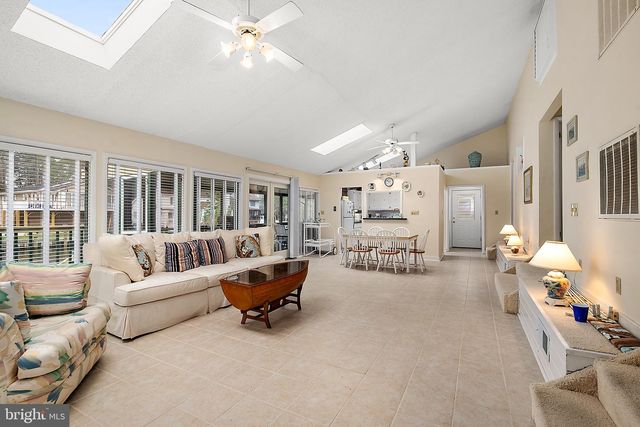 354 OCEAN PARKWAY, Berlin, MD 21811
