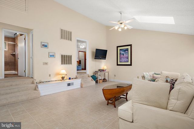 354 OCEAN PARKWAY, Berlin, MD 21811