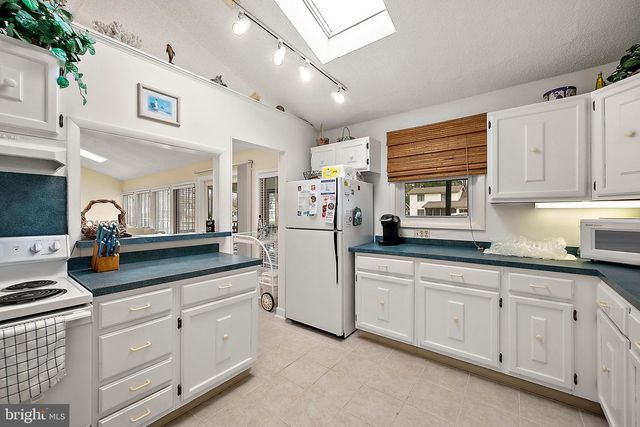 354 OCEAN PARKWAY, Berlin, MD 21811