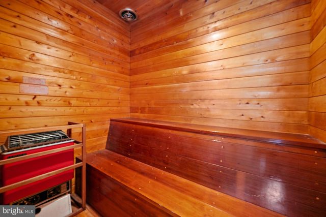 354 OCEAN PARKWAY, Berlin, MD 21811