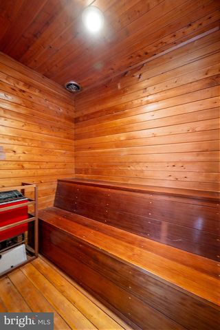 354 OCEAN PARKWAY, Berlin, MD 21811