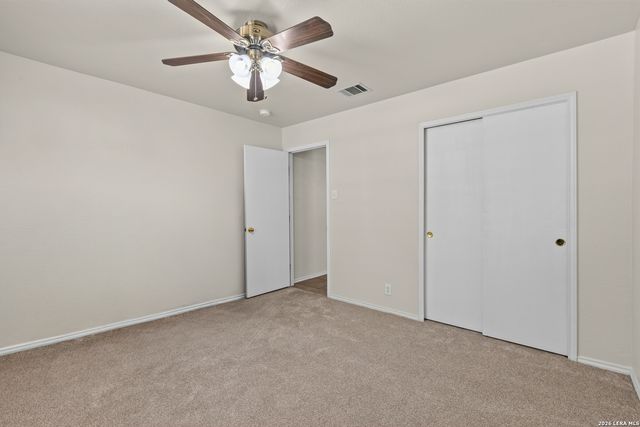 8840 TWIN OAKS CT, San Antonio, TX 78250