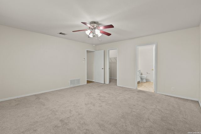 8840 TWIN OAKS CT, San Antonio, TX 78250