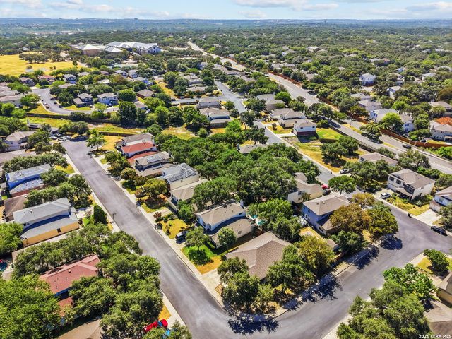 8840 TWIN OAKS CT, San Antonio, TX 78250