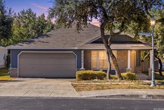 8840 TWIN OAKS CT, San Antonio, TX 78250