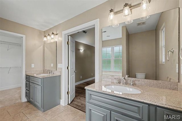 230 Wellsmont Court, St Charles, MO 63304