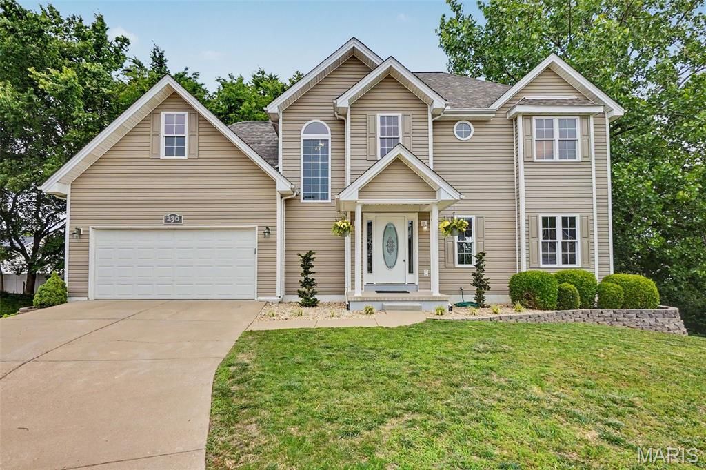 230 Wellsmont Court, St Charles, MO 63304