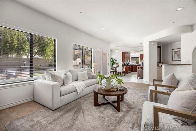 240 S Willowcreek Lane, Anaheim, CA 92808