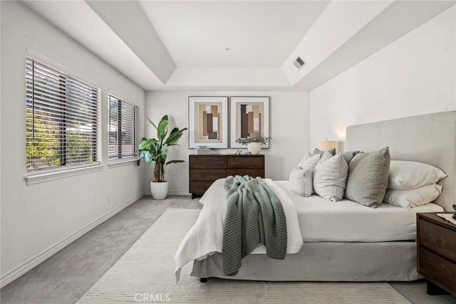 240 S Willowcreek Lane, Anaheim, CA 92808