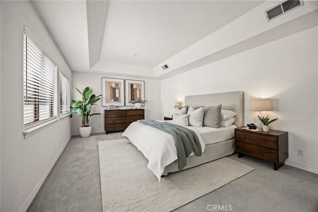 240 S Willowcreek Lane, Anaheim, CA 92808
