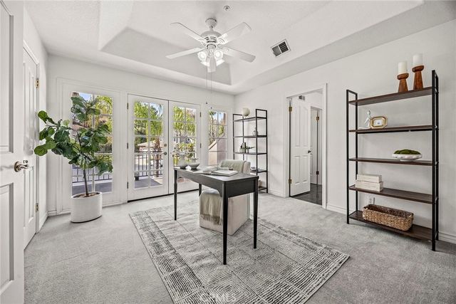240 S Willowcreek Lane, Anaheim, CA 92808