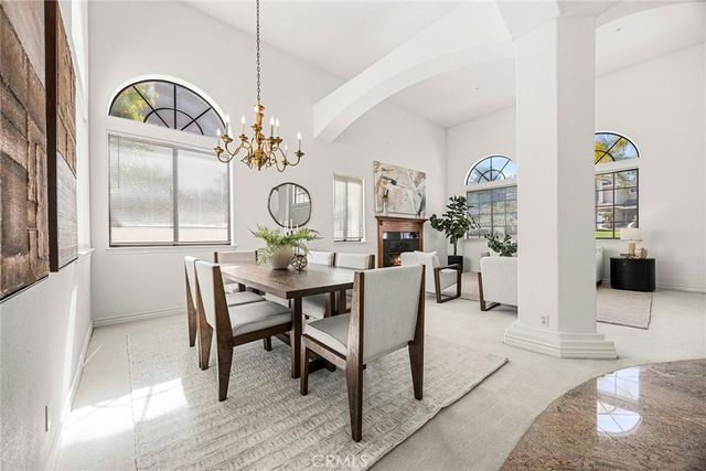 240 S Willowcreek Lane, Anaheim, CA 92808