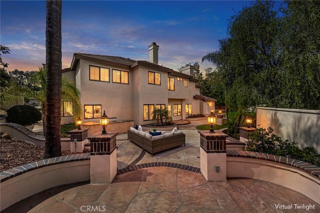 240 S Willowcreek Lane, Anaheim, CA 92808
