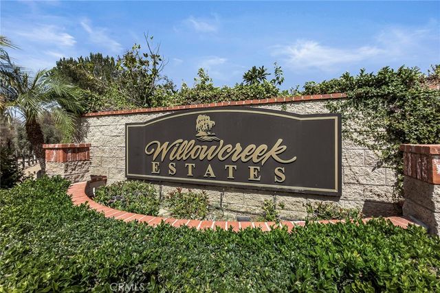 240 S Willowcreek Lane, Anaheim, CA 92808