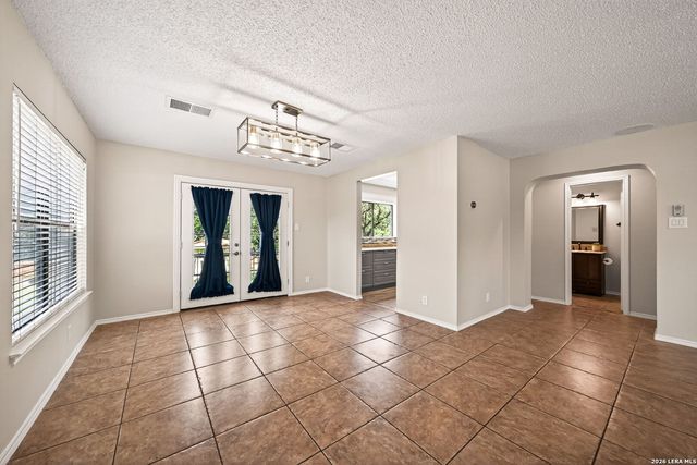 9302 LIMESTONE HL, San Antonio, TX 78254