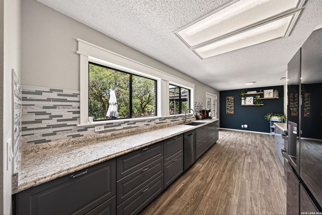 9302 LIMESTONE HL, San Antonio, TX 78254
