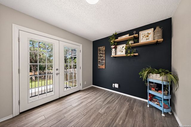 9302 LIMESTONE HL, San Antonio, TX 78254