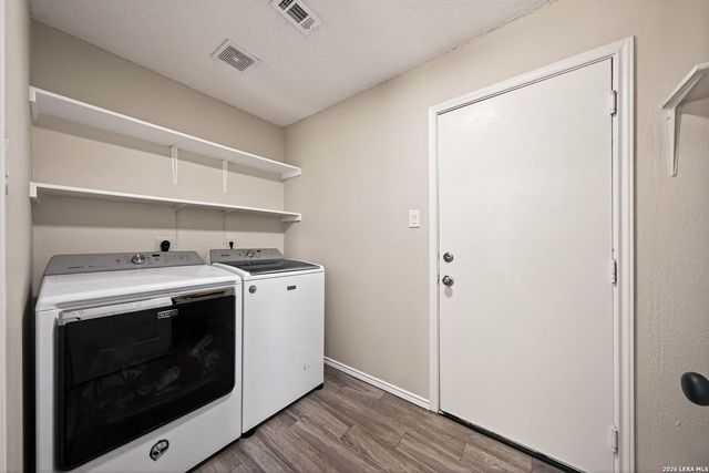 9302 LIMESTONE HL, San Antonio, TX 78254