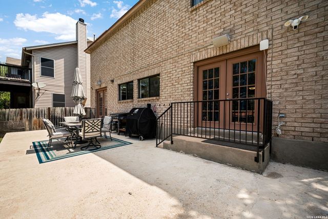 9302 LIMESTONE HL, San Antonio, TX 78254